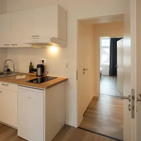 Jaybnb - Direkt Am Hafen Mit Terrasse Und Uhd Tv Daire *