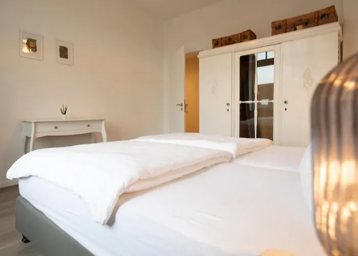 Jaybnb - Direkt Am Hafen Mit Terrasse Und Uhd Tv